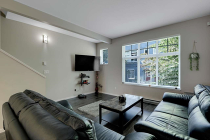 51 5858 142 Street, Surrey, BC, Surrey — Townhouse for sale