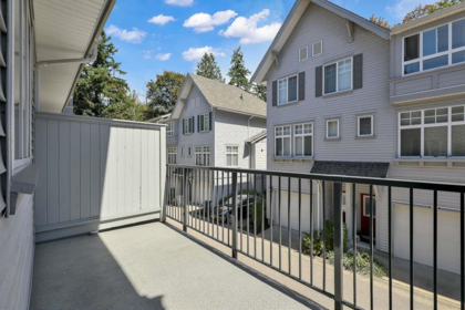 Primary Bathroom Photo of 51 5858 142 Street, Surrey, BC