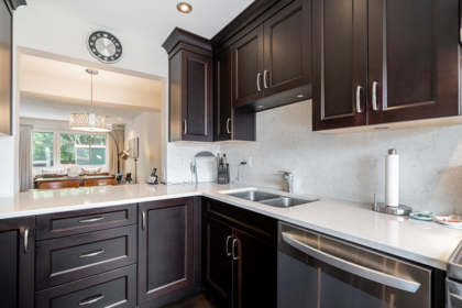 7379 Montecito Drive, Burnaby, BC, Burnaby — Townhouse for sale