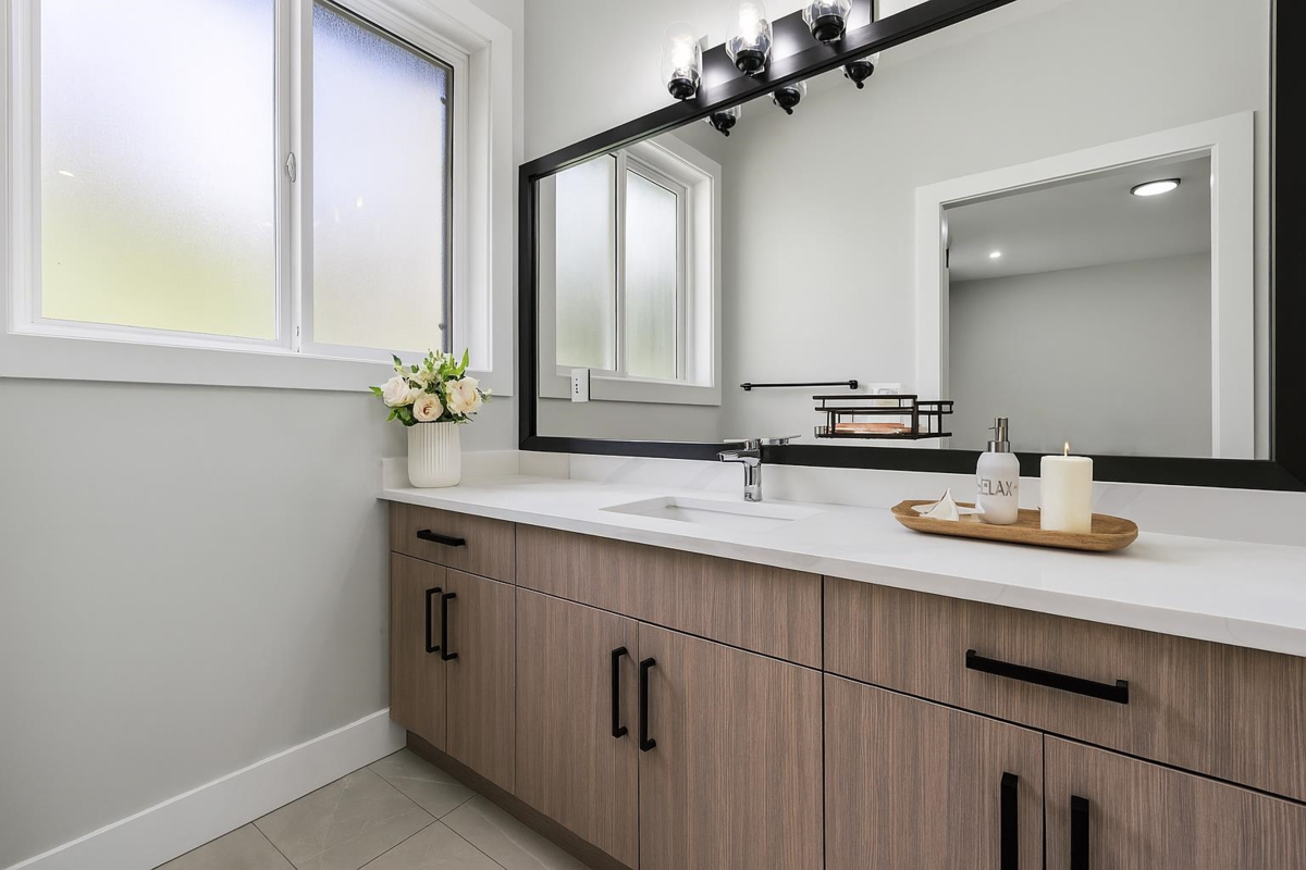 Bedroom 4 Photo of 32927 3rd Avenue, Mission, BC