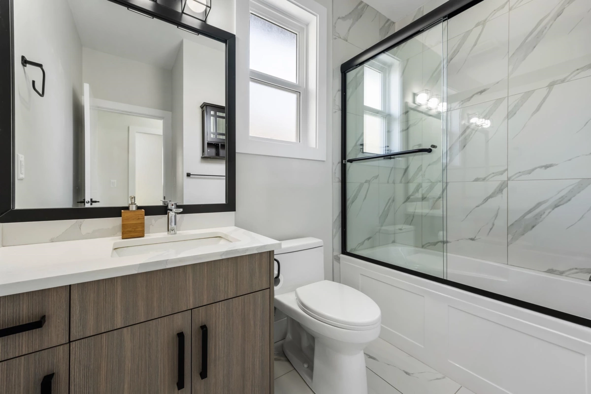 Laundry Room Photo of 32927 3rd Avenue, Mission, BC