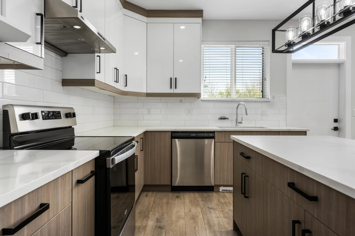 Pantry Photo of 32927 3rd Avenue, Mission, BC