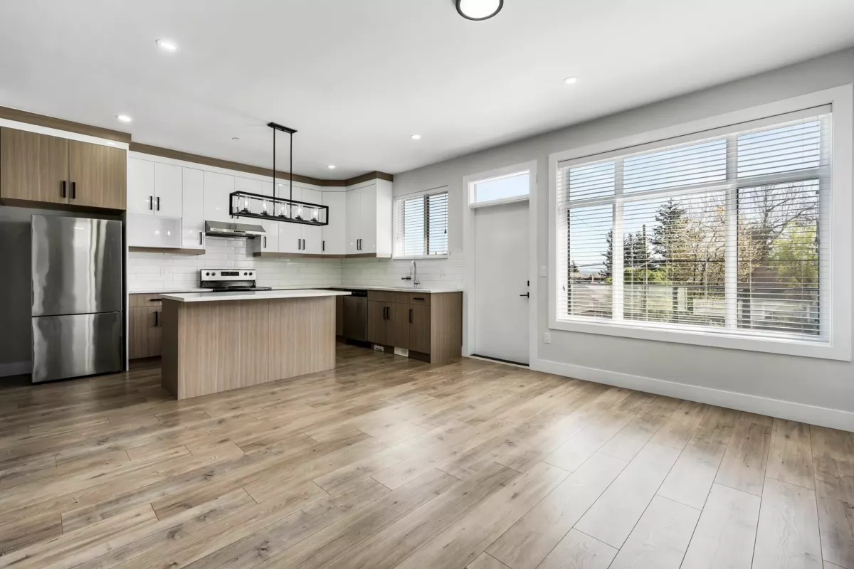 Primary Bathroom Photo of 32927 3rd Avenue, Mission, BC