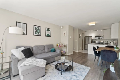 402 450 Bromley Street, Coquitlam, BC, Coquitlam — Apartment/Condo for sale