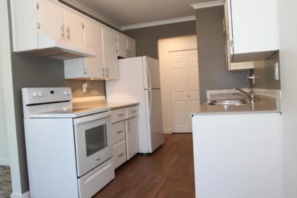 301 33664 Marshall Road, Abbotsford, BC, Abbotsford — Apartment/Condo for sale