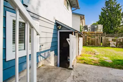 Hallway Photo of 7475 112 Street, Delta, BC