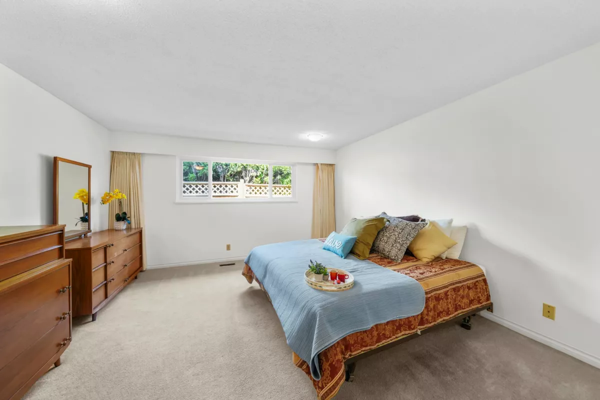 Basement Recreation Room Photo of 533 Ascot Street, Coquitlam, BC