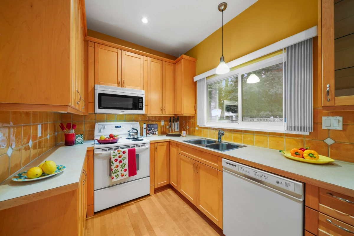 Bedroom 2 Photo of 533 Ascot Street, Coquitlam, BC