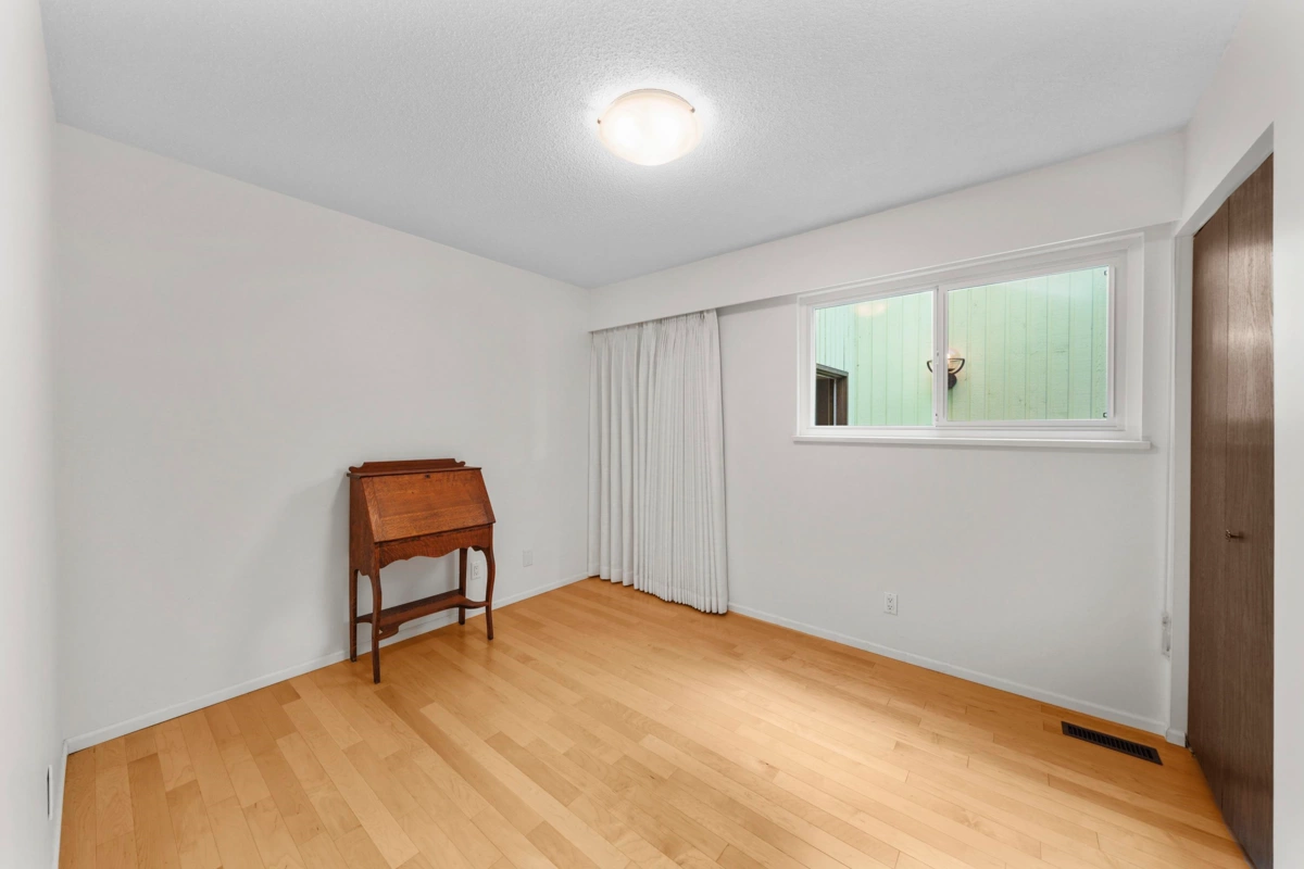 Garage Interior Photo of 533 Ascot Street, Coquitlam, BC