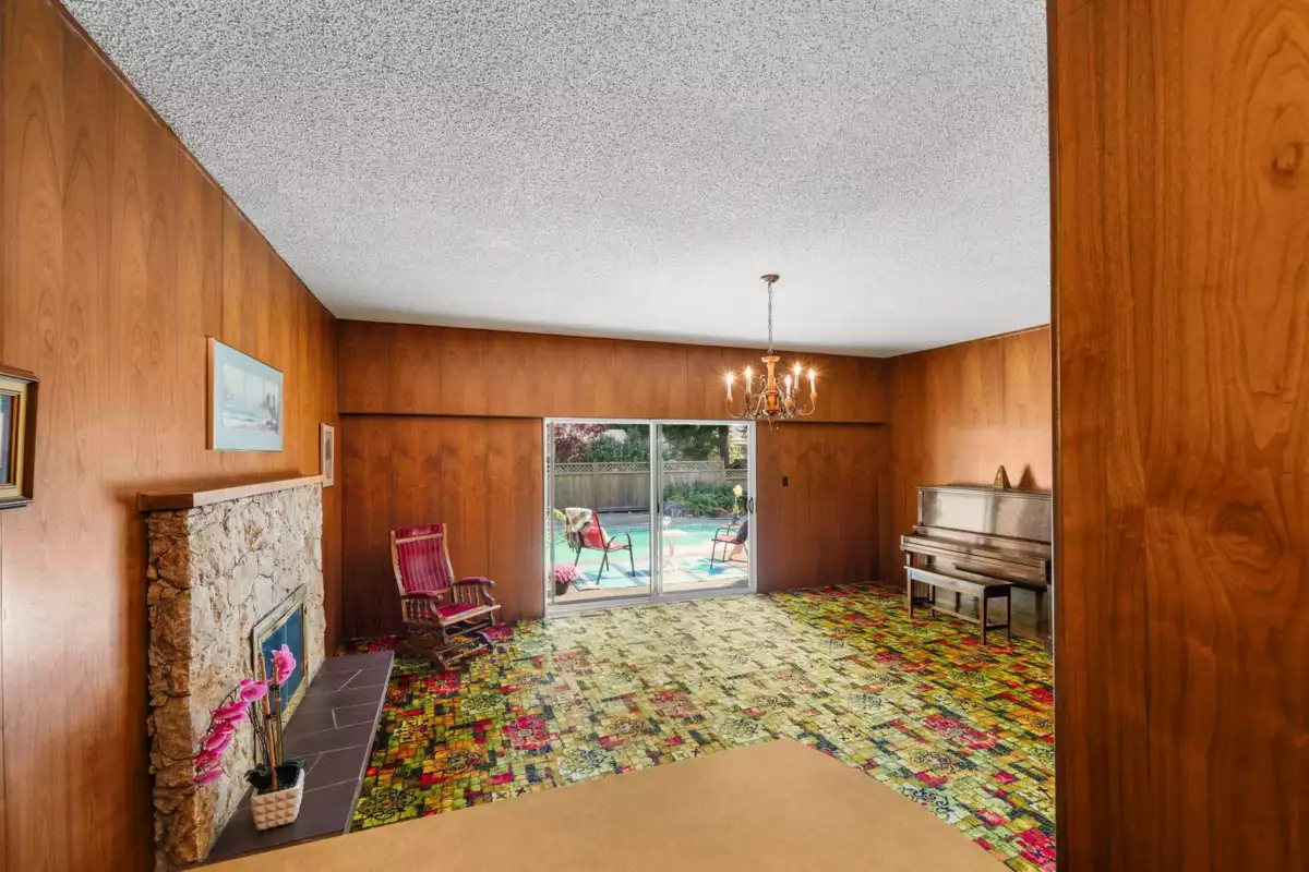 Loft / Bonus Room Photo of 533 Ascot Street, Coquitlam, BC