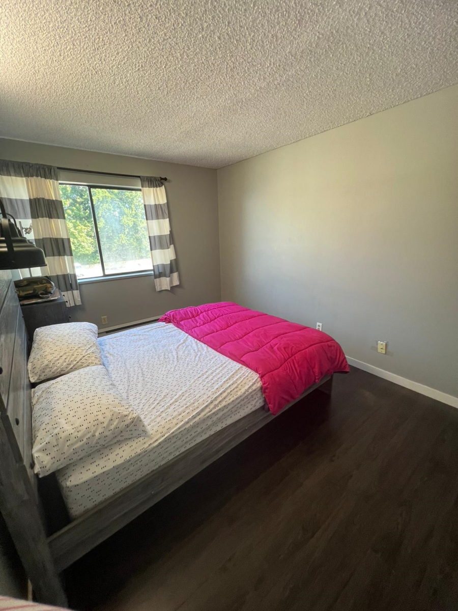 Kitchen Photo of 201 7131 133a Street, Surrey, BC