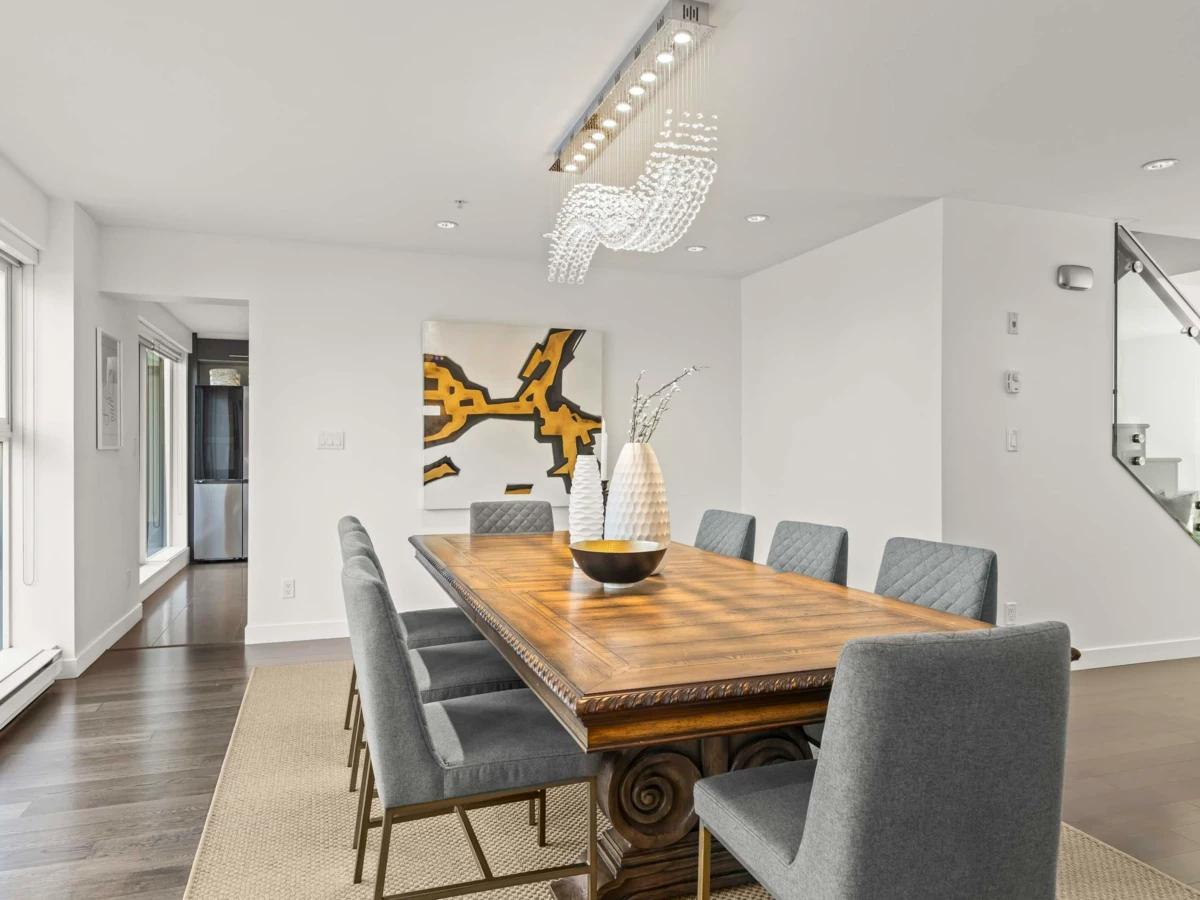 Primary Bathroom Photo of 215 1961 Collingwood Street, Vancouver, BC