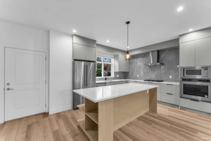 Basement Recreation Room Photo of 21 10488 124 Street, Surrey, BC