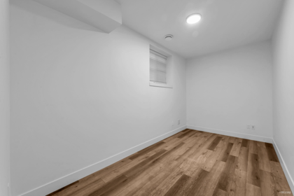 Walk-In Closet Photo of 21 10488 124 Street, Surrey, BC