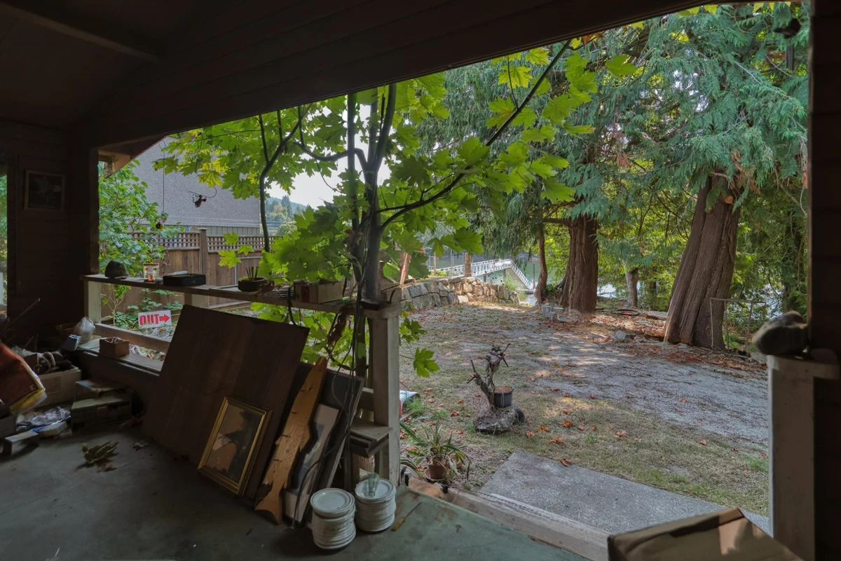 Kitchen Island Photo of 4606 Gerrans Bay Road, Madeira Park, BC