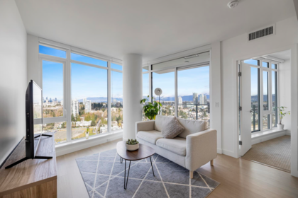 2602 7683 Park Crescent, Burnaby, BC