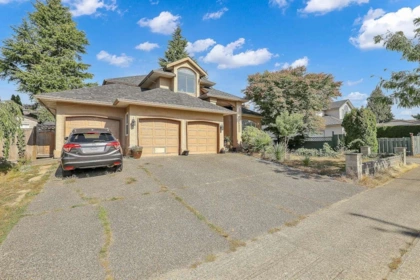 16095 80 Avenue, Surrey, BC, Surrey — Single Family Residence for sale