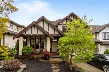 70 Fernway Drive, Port Moody, BC, Port Moody — Single Family Residence for sale