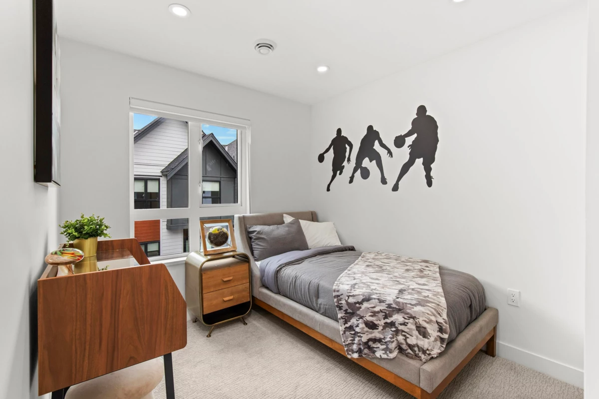 Basement Recreation Room Photo of 21 1959 165a Street, Surrey, BC