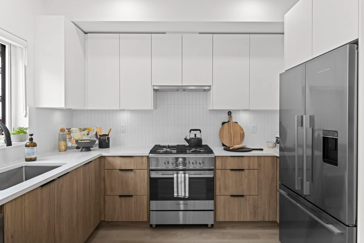 Walk-In Closet Photo of 21 1959 165a Street, Surrey, BC