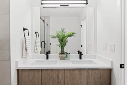 Guest Bathroom Photo of 21 1959 165a Street, Surrey, BC