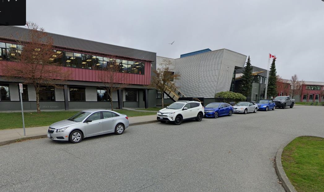 Guest Bathroom Photo of 13021 106 Avenue, Surrey, BC