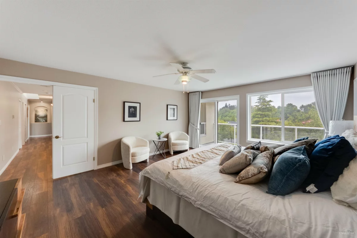 Basement Recreation Room Photo of 15929 113a Avenue, Surrey, BC