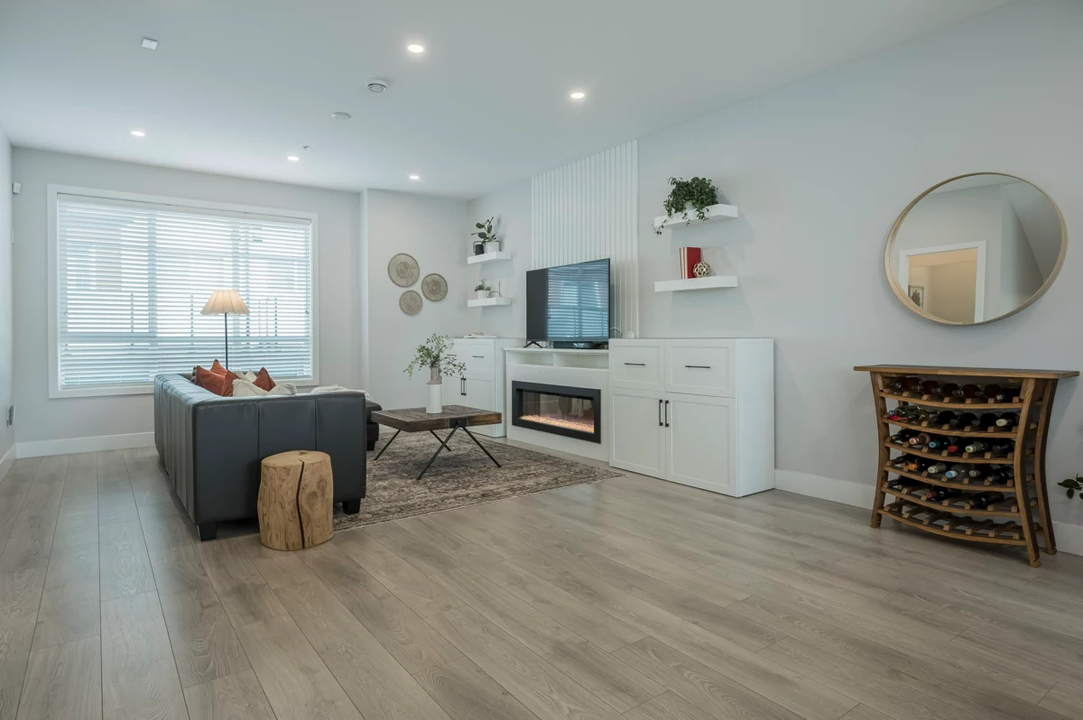 Dining Area Photo of 40 20155 84 Avenue, Langley, BC