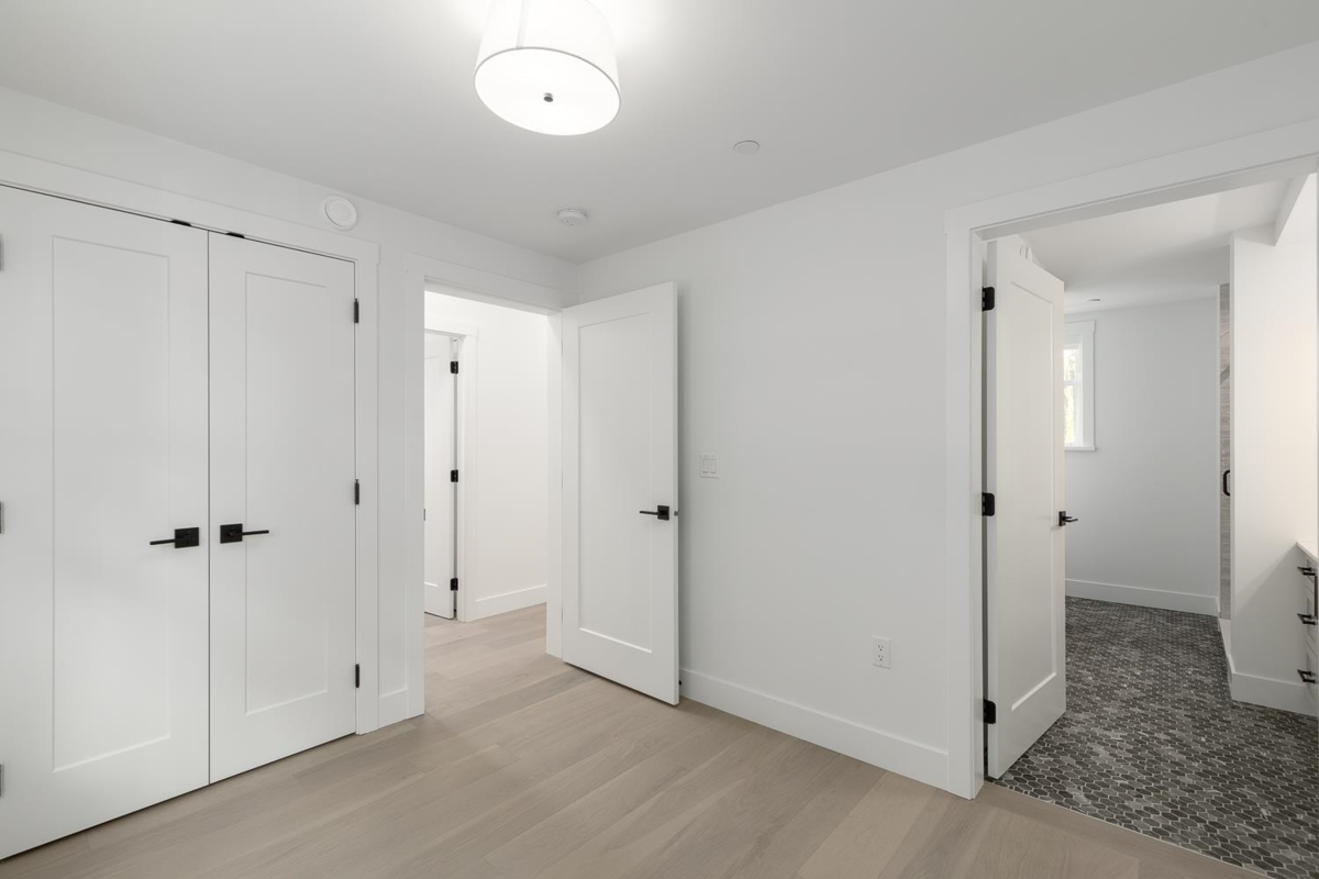 Breakfast Nook Photo of 1081 Semlin Drive, Vancouver, BC