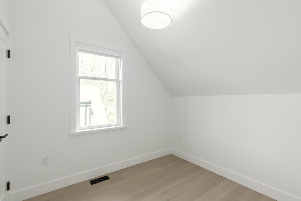 Walk-In Closet Photo of 1081 Semlin Drive, Vancouver, BC