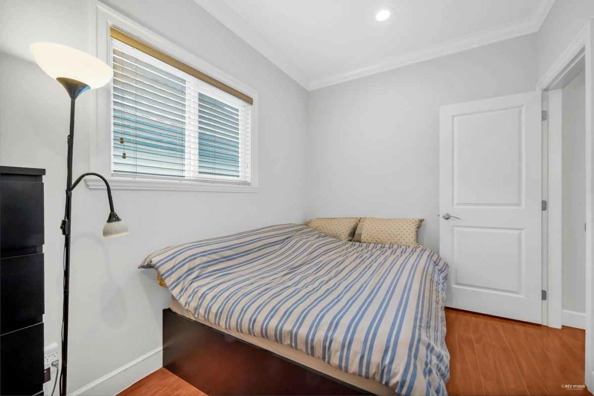 Mudroom Photo of 669 W 71st Avenue, Vancouver, BC