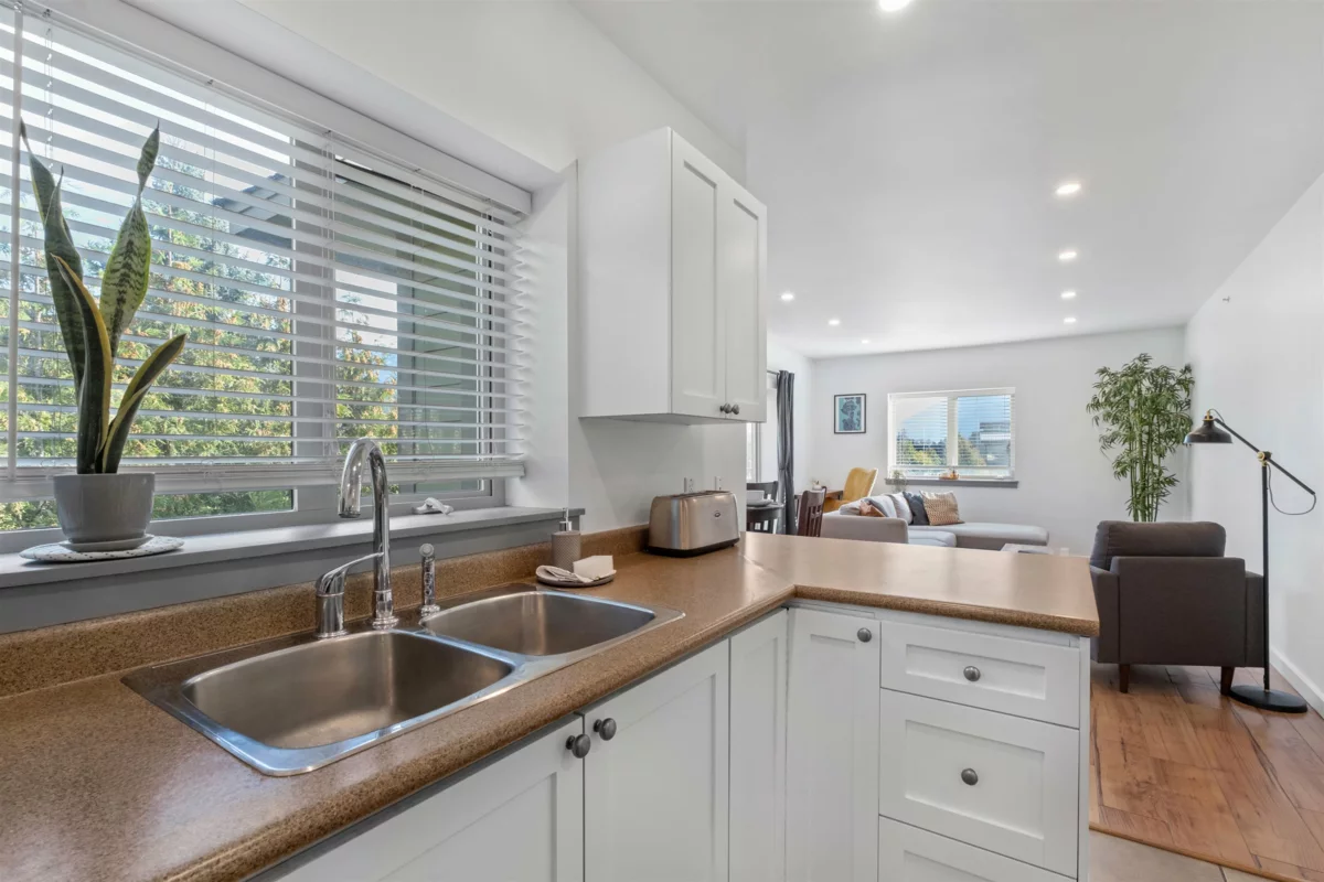 Dining Area Photo of 207 1411 Portage Road, Pemberton, BC