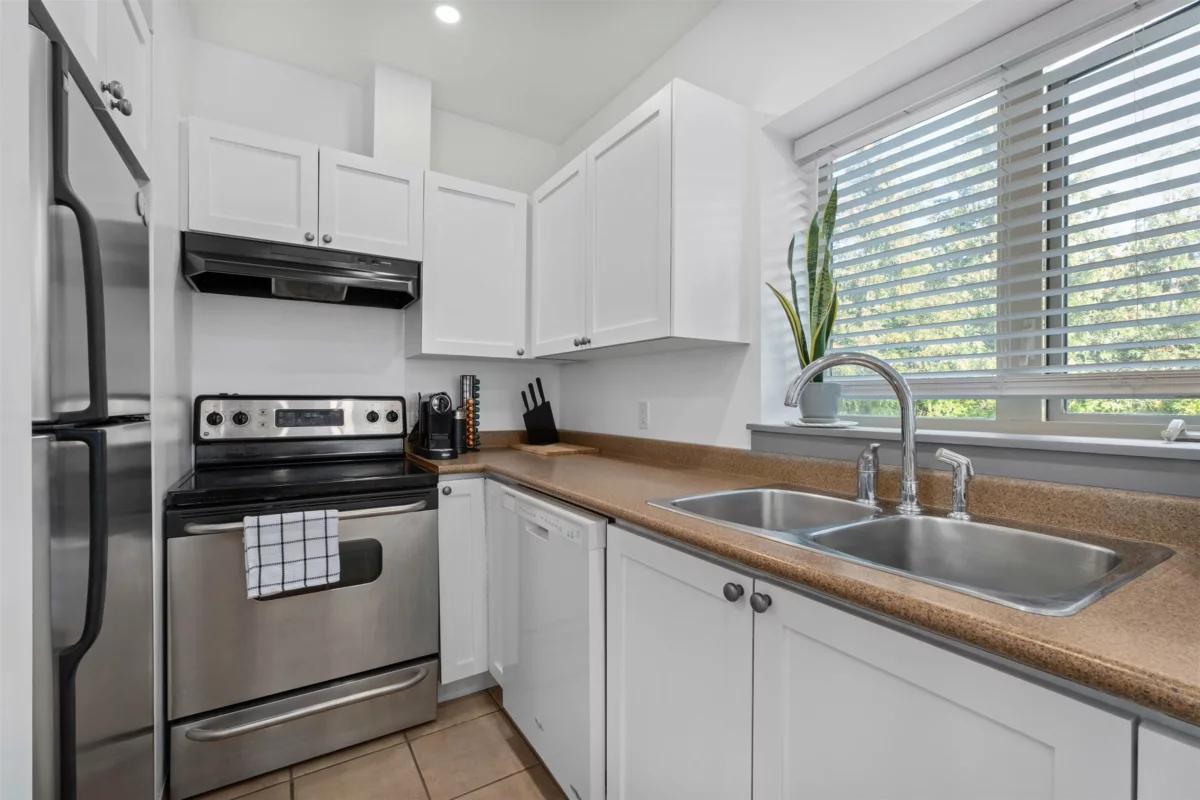 Kitchen Photo of 207 1411 Portage Road, Pemberton, BC