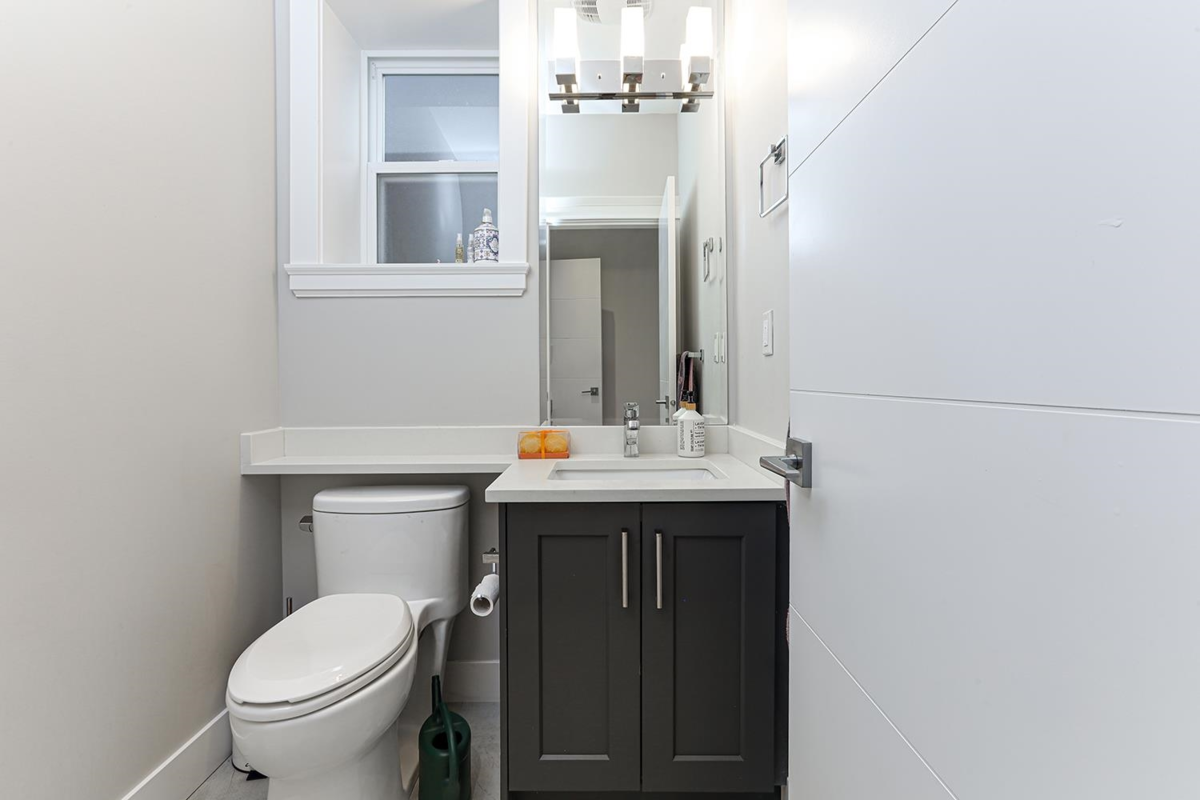 Backyard Photo of 3399 Derbyshire Avenue, Coquitlam, BC