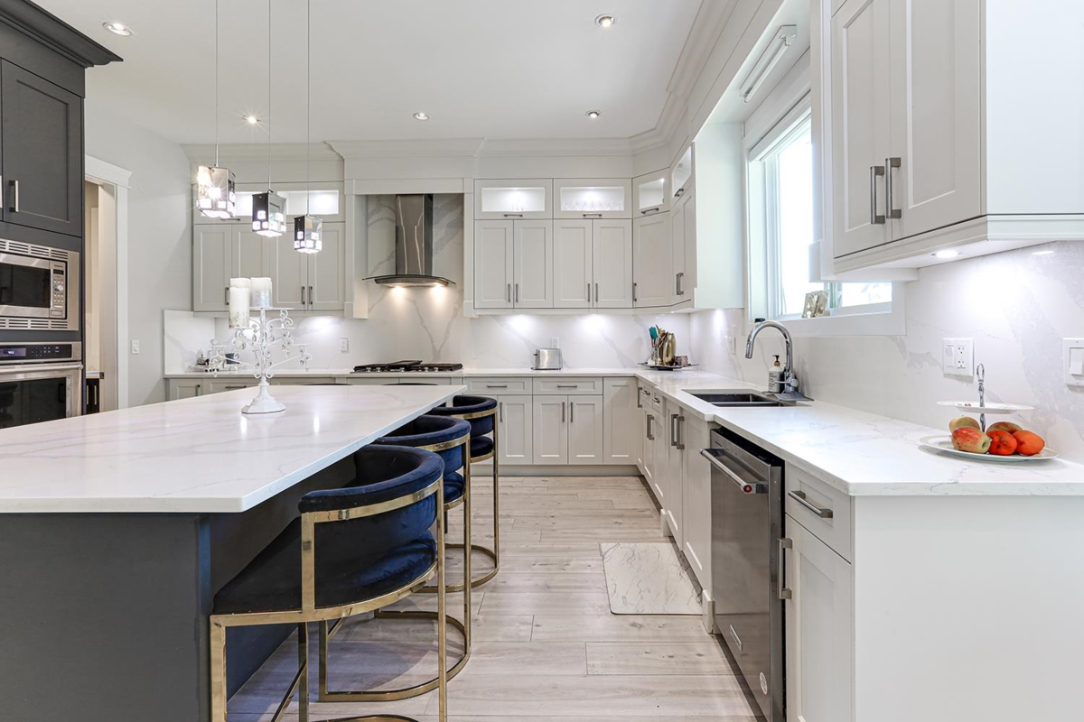 Primary Bathroom Photo of 3399 Derbyshire Avenue, Coquitlam, BC