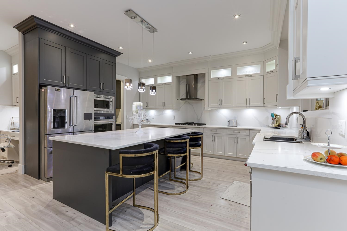 Primary Bedroom Photo of 3399 Derbyshire Avenue, Coquitlam, BC