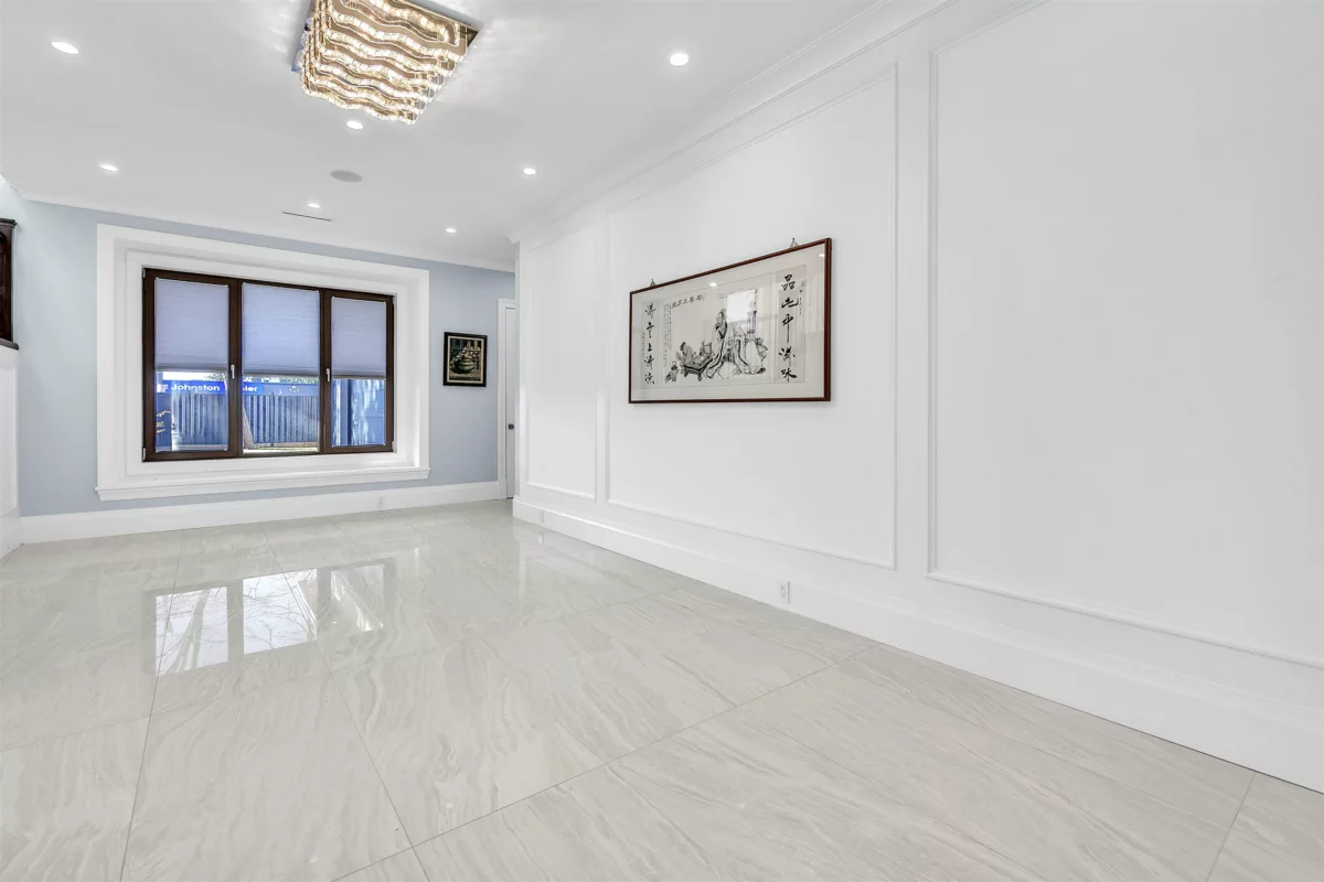 Outdoor Deck Photo of 6031 Woodwards Road, Richmond, BC