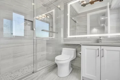 Powder Room Photo of 6031 Woodwards Road, Richmond, BC