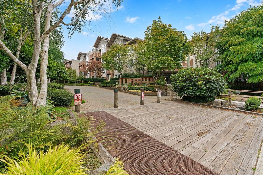 Outdoor Deck Photo of 132 5600 Andrews Road, Richmond, BC