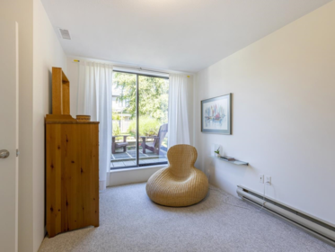 Entry Foyer Photo of 3111 Blundell Road, Richmond, BC