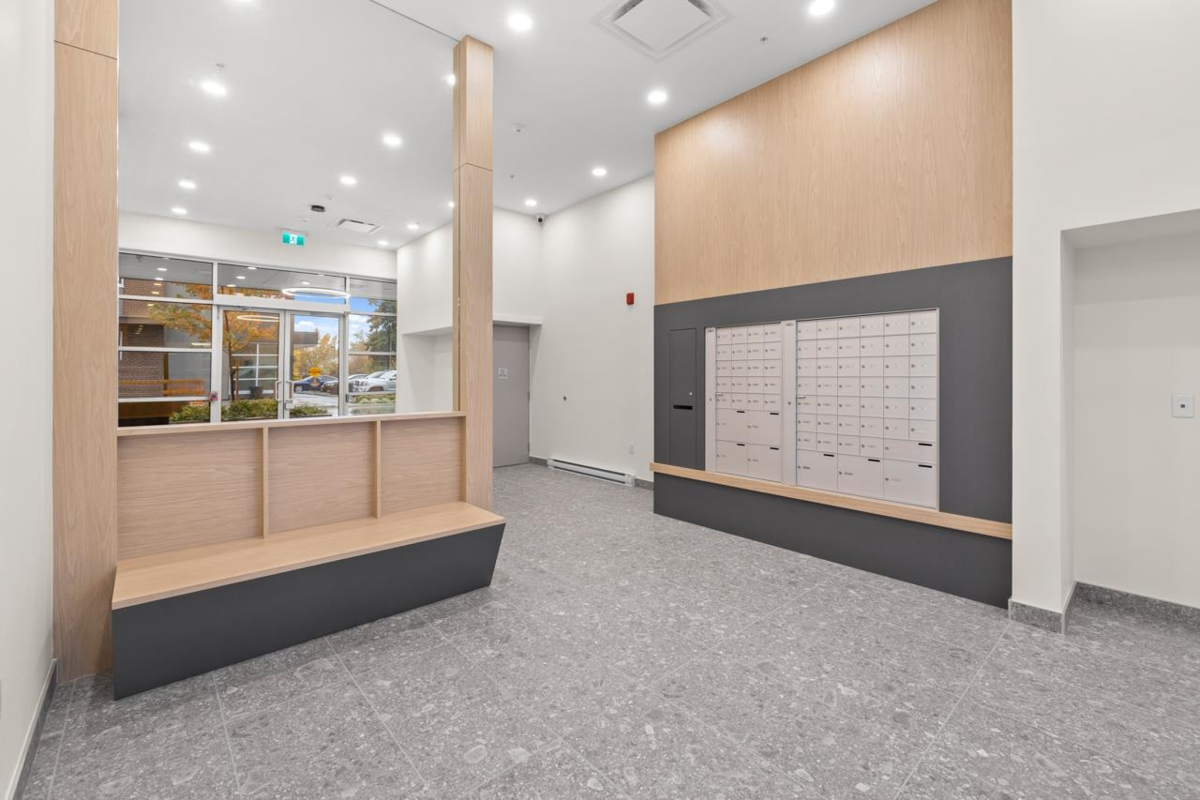 Dining Area Photo of 410 27215 Aldergrove Town Centre Drive, Langley, BC