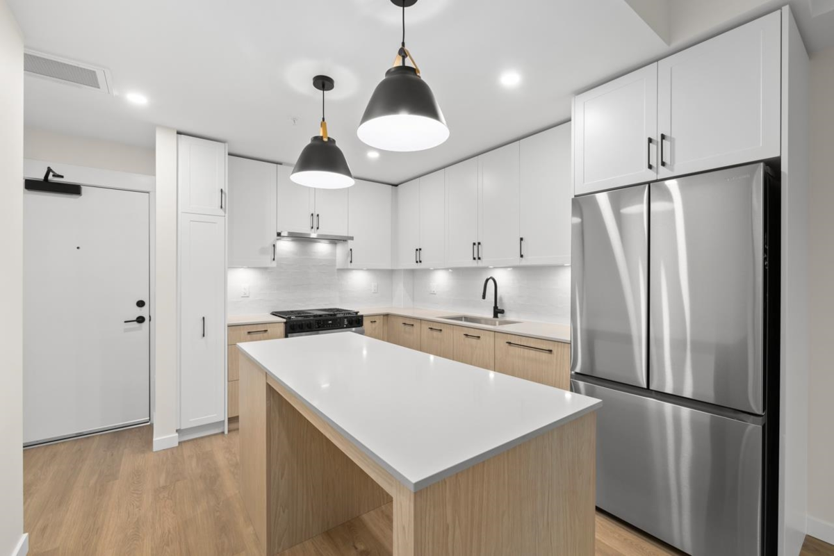 Walk-In Closet Photo of 410 27215 Aldergrove Town Centre Drive, Langley, BC