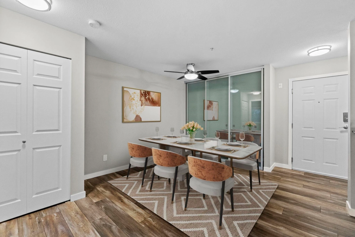 Dining Area Photo of 220 2750 Fairlane Street, Abbotsford, BC