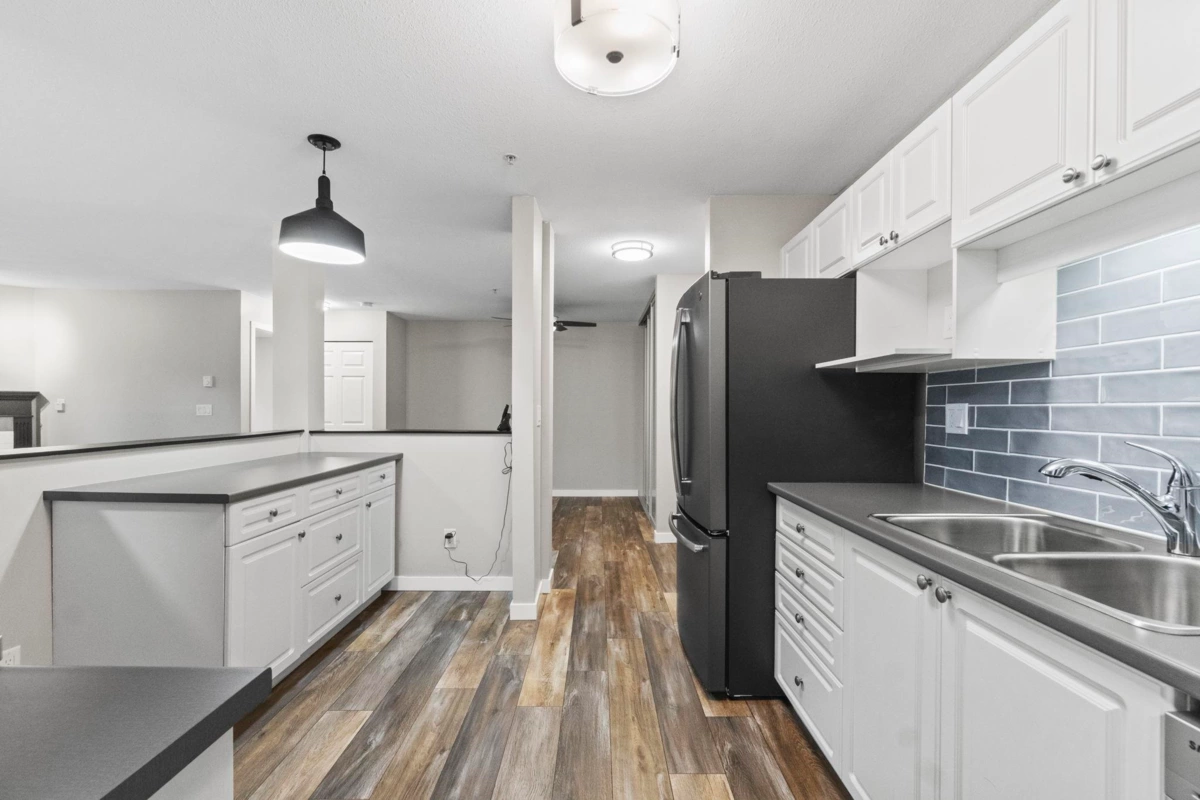 Primary Bedroom Photo of 220 2750 Fairlane Street, Abbotsford, BC