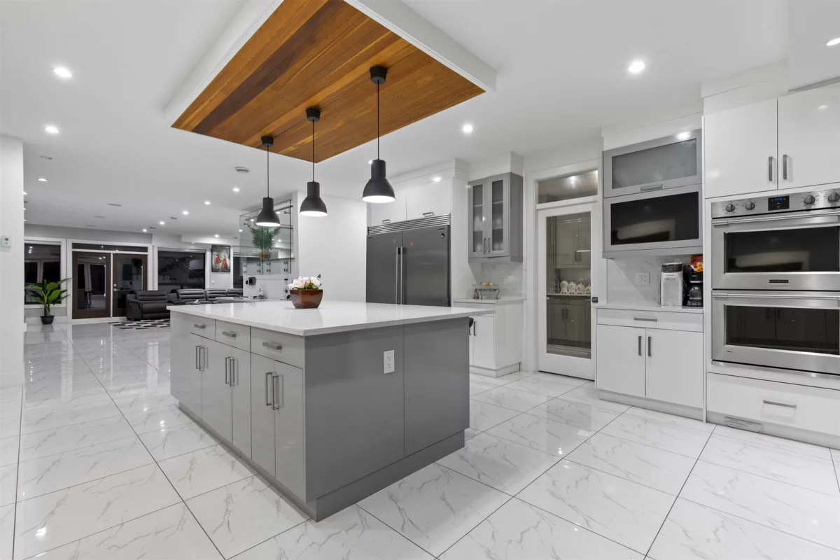 Breakfast Nook Photo of 10550 127 Street, Surrey, BC