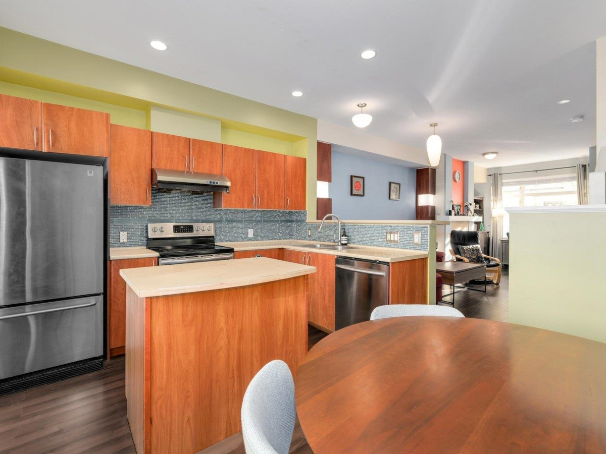 Breakfast Nook Photo of 59 6528 Denbigh Avenue, Burnaby, BC