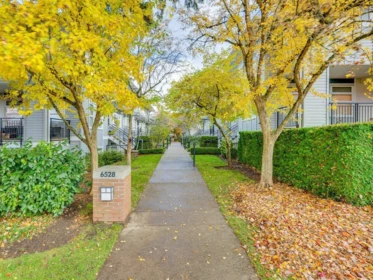 Mudroom Photo of 59 6528 Denbigh Avenue, Burnaby, BC