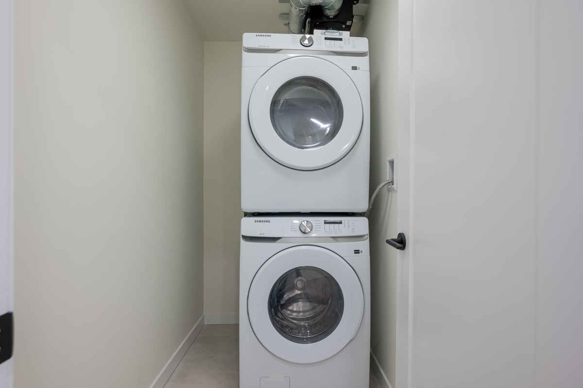 Hot Tub / Spa Photo of 414 27218 Aldergrove Town Center Drive, Langley, BC