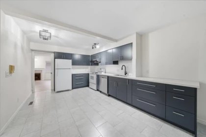 Kitchen Island Photo of 14 7231 Moffatt Road, Richmond, BC