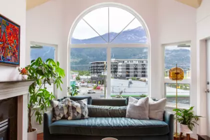 310 1466 Pemberton Avenue, Squamish, BC, Squamish — Apartment/Condo for sale